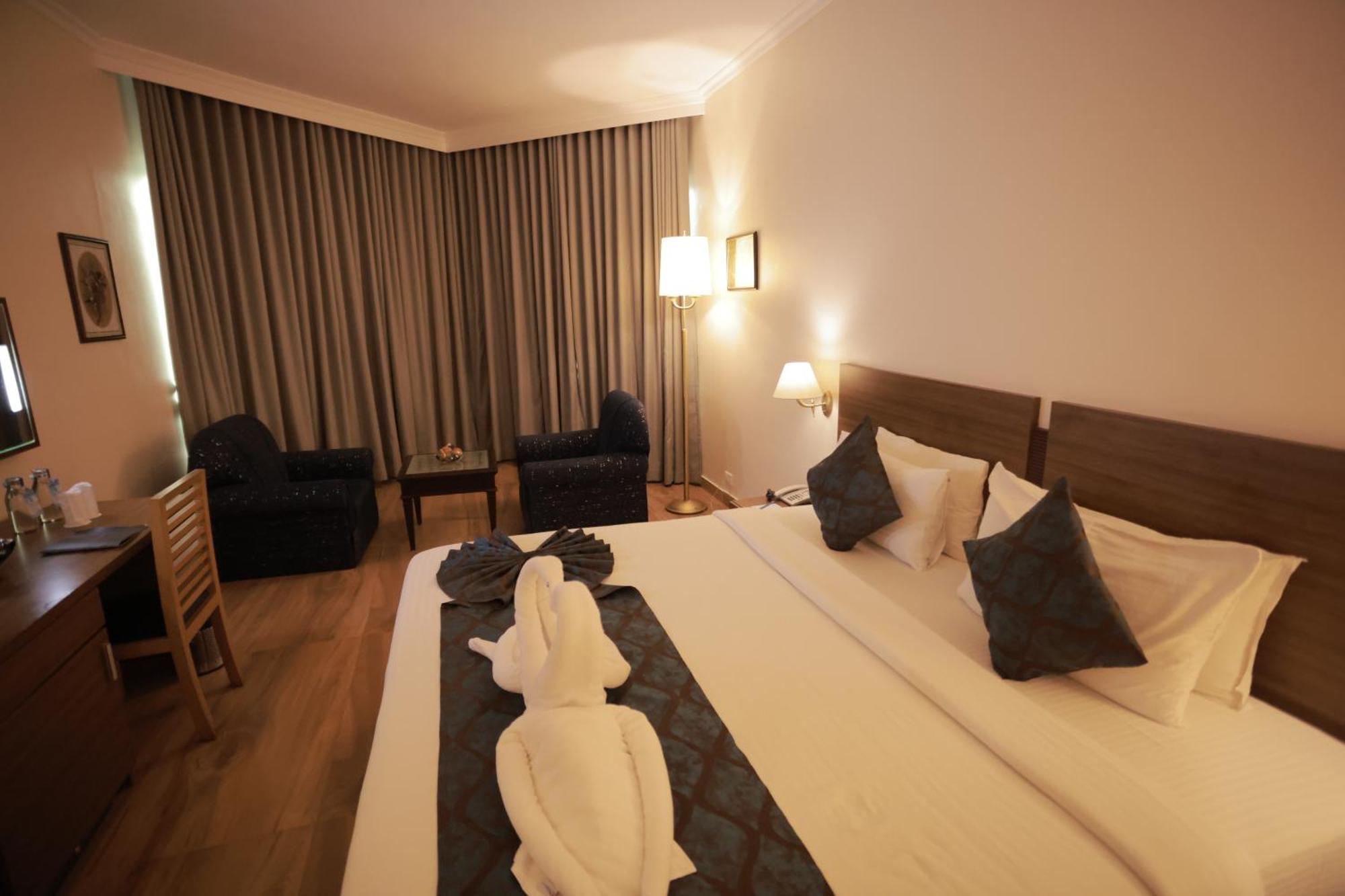 The Quilon Beach Hotel And Convention Center Kollam Exterior foto